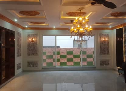 10 Marla House For Grabs In Bahria Town