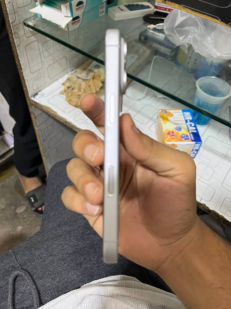Apple iPhone 17 Pro 1