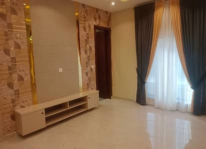 10 Marla House In Only Rs. 37000000