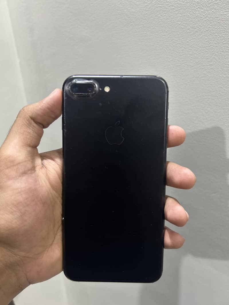 Apple iPhone 7 Plus 0