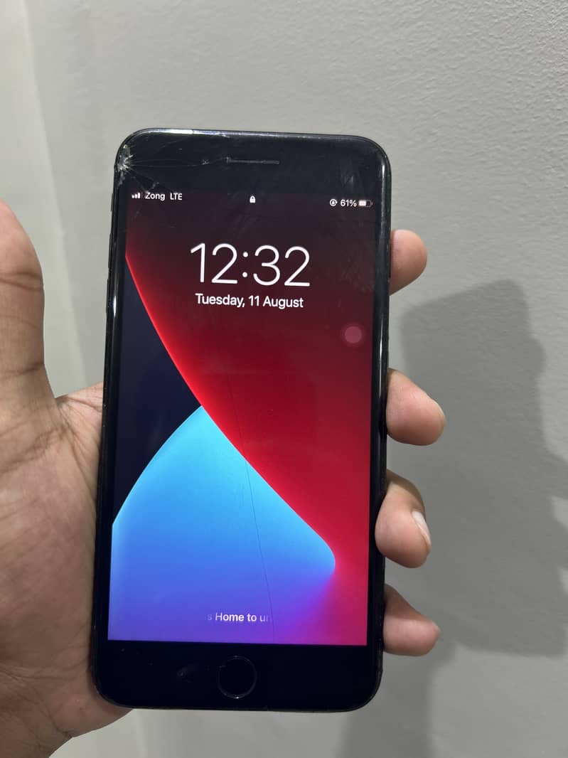Apple iPhone 7 Plus 1
