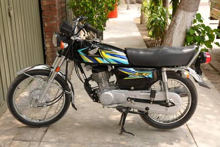 Honda CG 125 (2026) – 1st Owner | Low Mileage | Super Clean