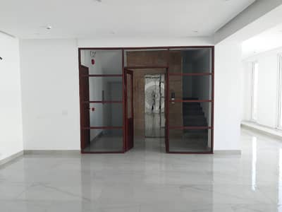 COMMERCIAL BUILDING FOR MULTINATIONAL COMPANIES PHASE 8 BROADWAY DHA LAHORE