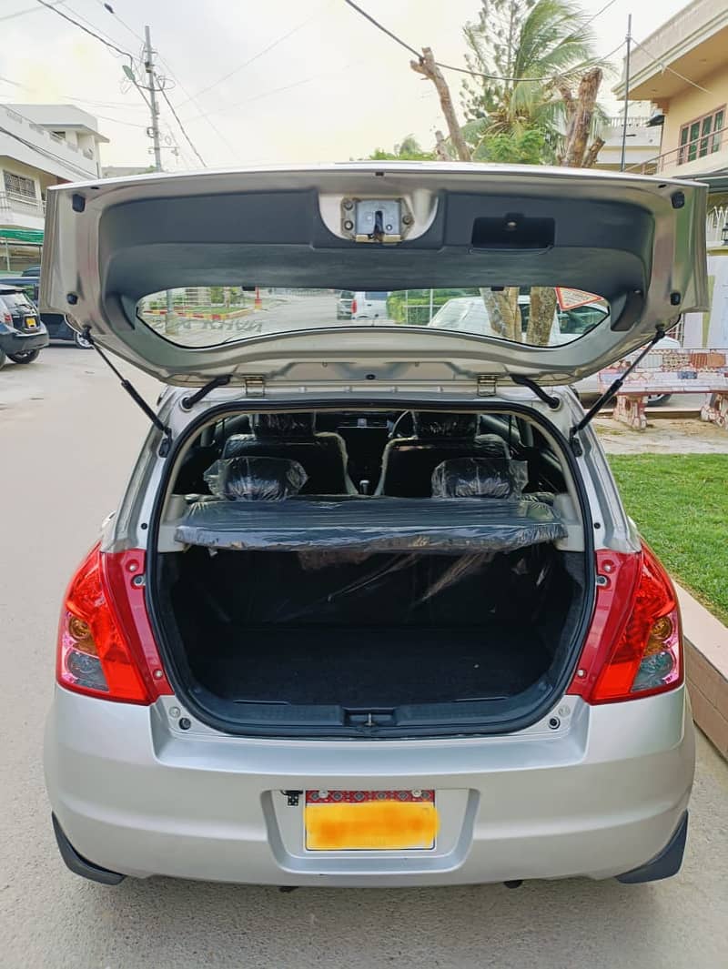 Suzuki Swift Model 2017(Automatic) 14