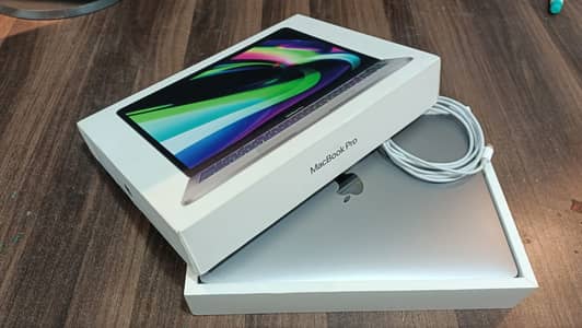 mackbook pro m2