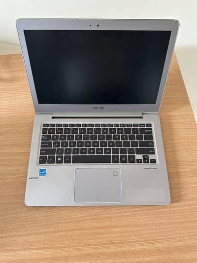 ASUS Notebook Laptop UX330UAR i5 8th generation