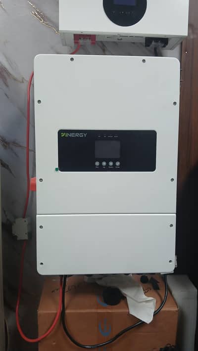 6KW Hybrid Solar Inverter [Dual MPPT] Dual Output, Wifi, Touch Screen