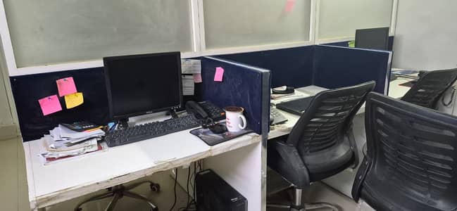 Office table cabenit