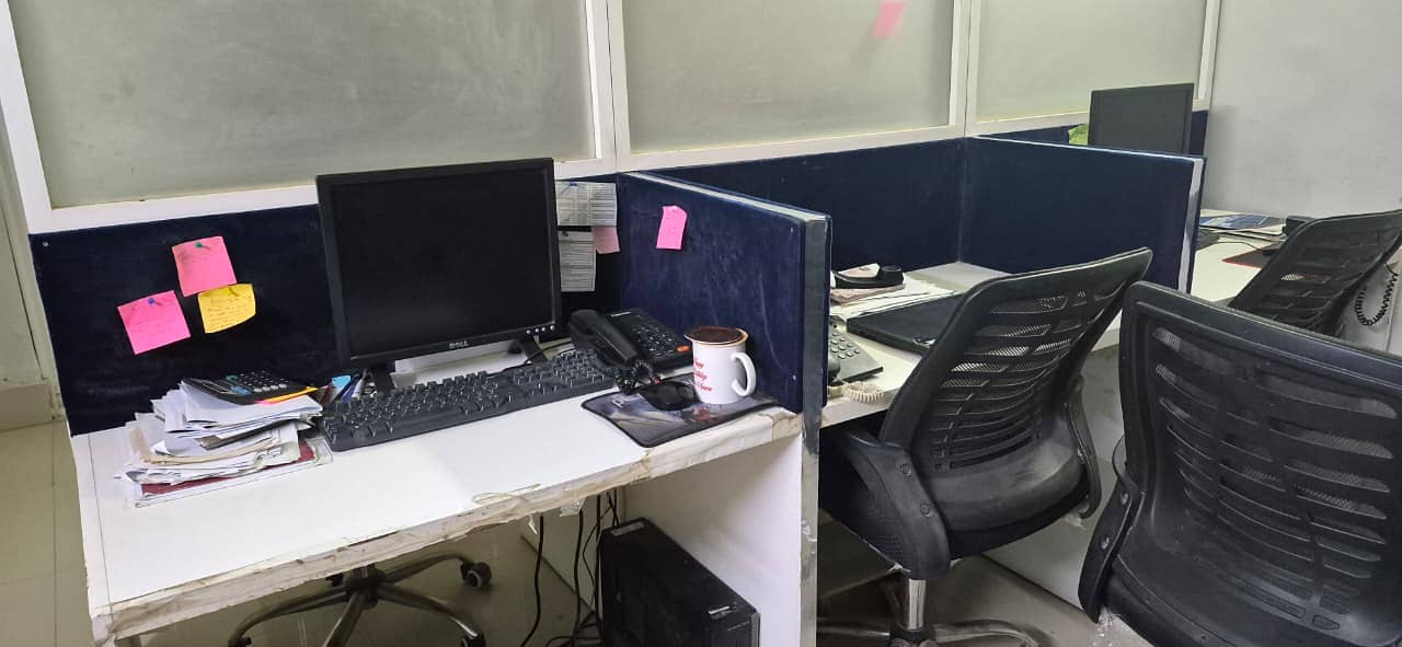 Office table cabenit 0