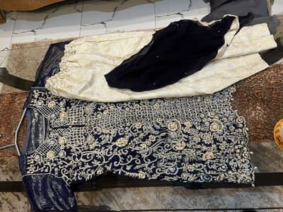 i want to sell my new dress