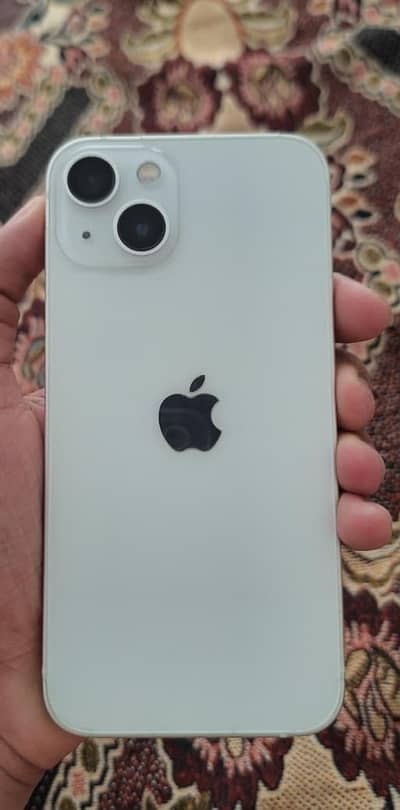 Apple iPhone 13