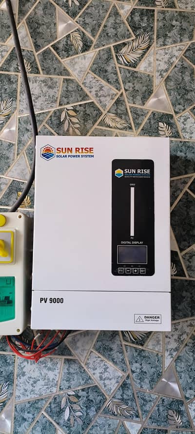 Sunrise 8kw solar inverter pv9000 in warranty