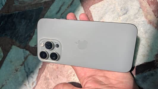 iPhone 15 Pro Max 256GB Natural Titanium | 98% Battery | 10/10