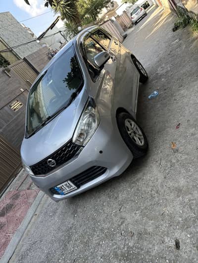 Nissan Dayz 2015
