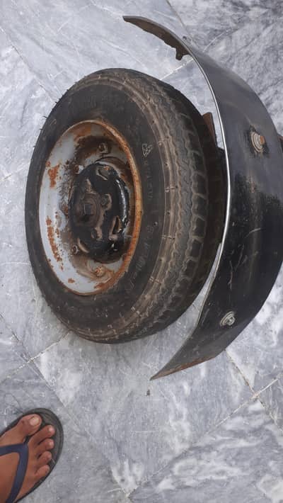 Side wheels to make bike three wheeler