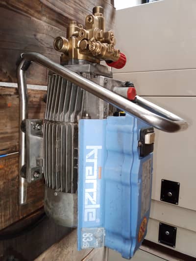 Pressure Washer