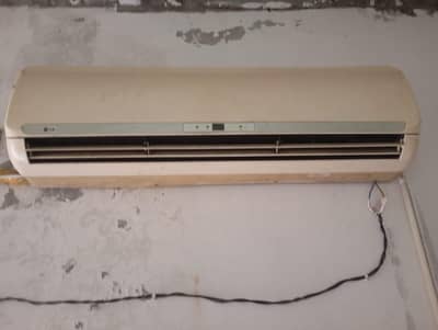 bilkul ok ha Koi masla nahi LG Ac 1.5 tun 03074342595