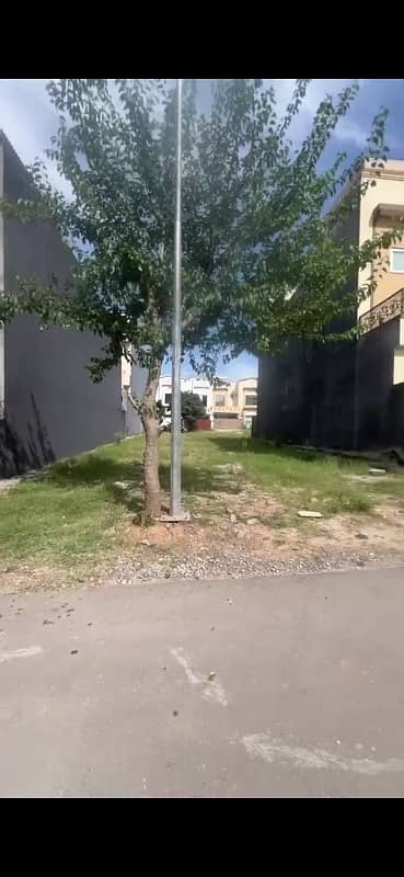 8 Marla Residential Plot For Grabs In Bahria Town Rawalpindi