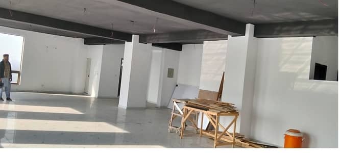 Brand New Building Area 1900 Square Feet Available For Rent Corporate Office In Gulberg 3 Lahore
