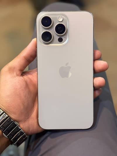 Apple iPhone 15 Pro Max