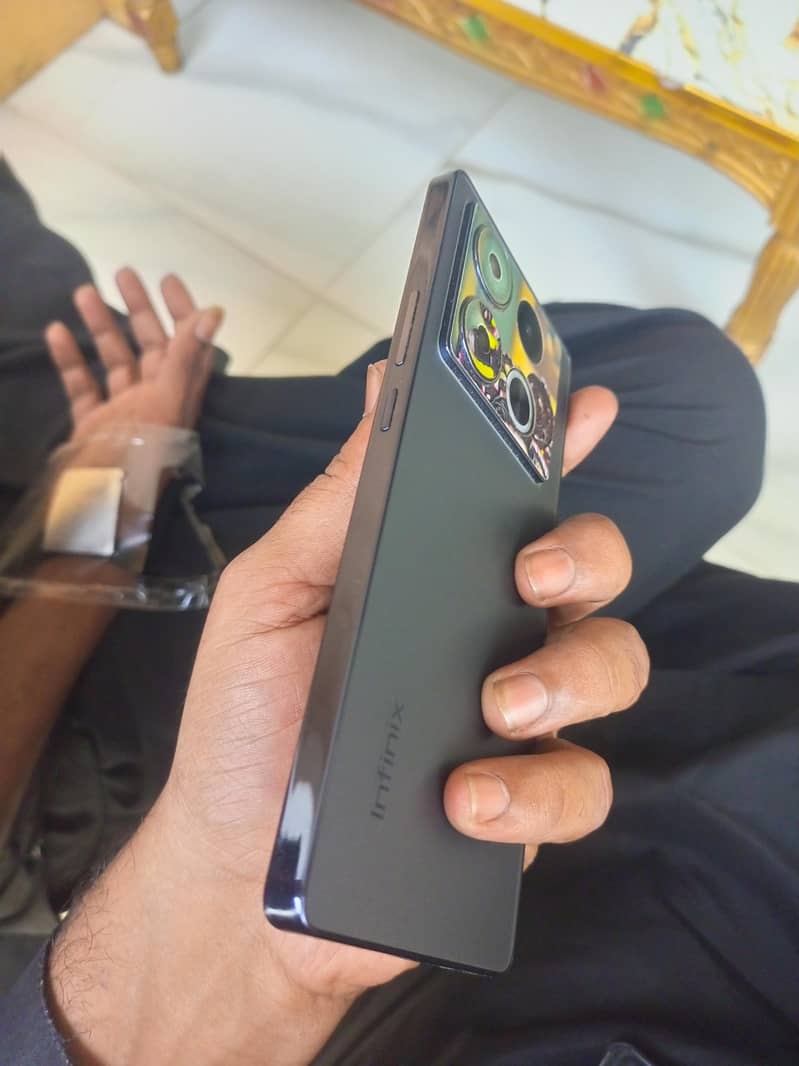 Infinix Note 40 1