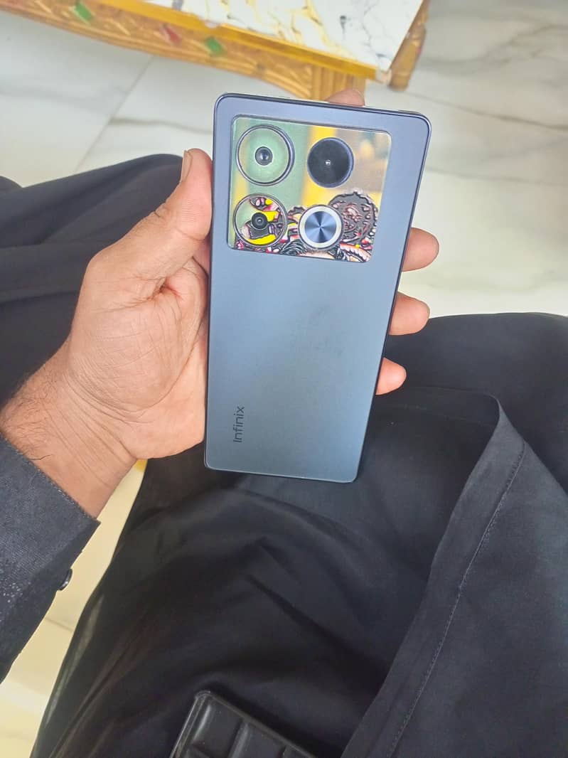 Infinix Note 40 8