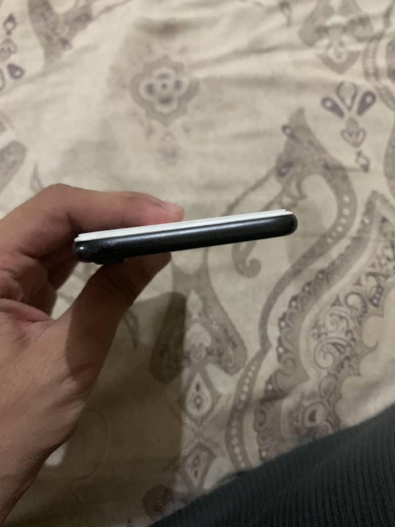 Apple iPhone 7 6