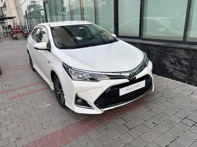 Toyota Corolla Altis X 1.6 CVT-i 2021 | Bumper to Bumper Genuine |
