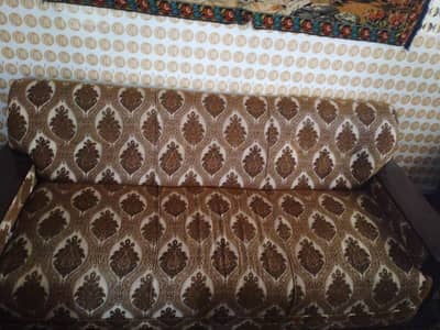 seven seter sofa