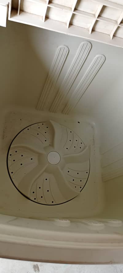 Used Washing Machine – Good Condition
