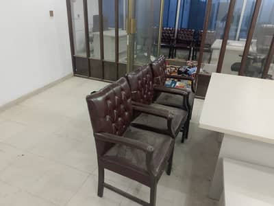 Office Furniture Set – Executive & Visitor Chairs + Office Table