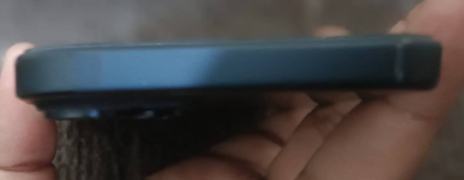 Apple iPhone 15 2