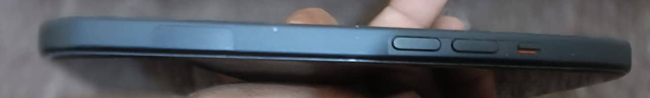 Apple iPhone 15 3
