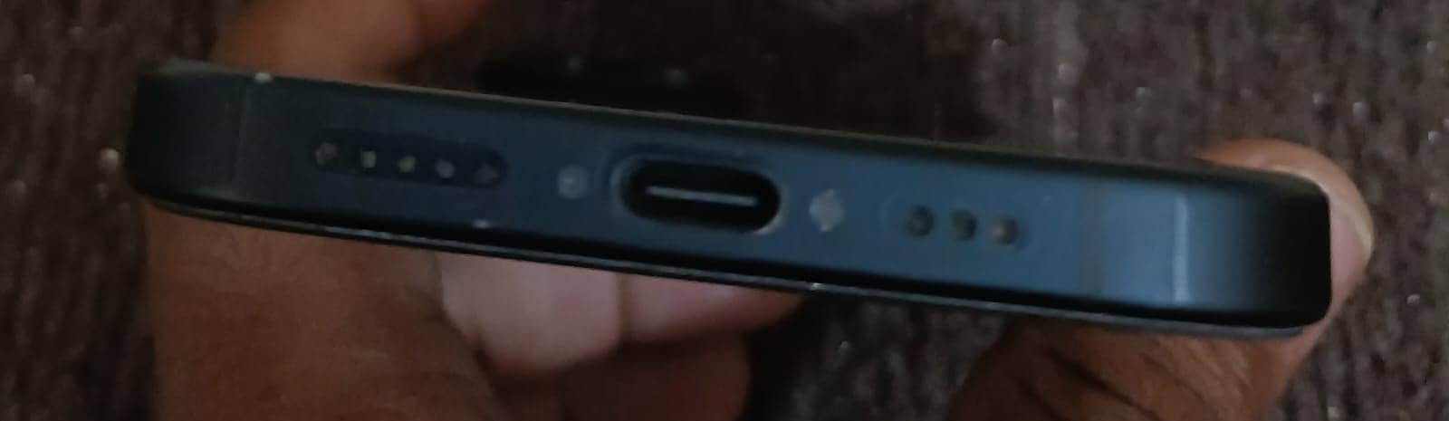 Apple iPhone 15 4