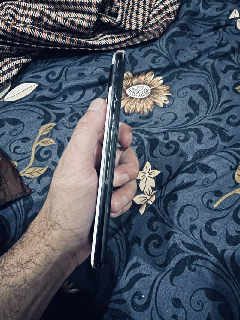 Google Pixel 6a 3
