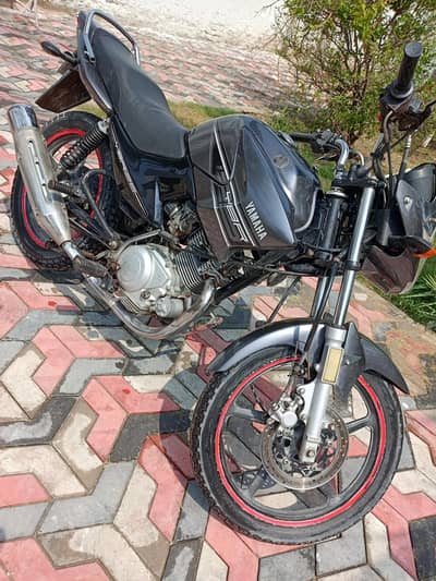 Yamaha ybr 125 . . Model 2015