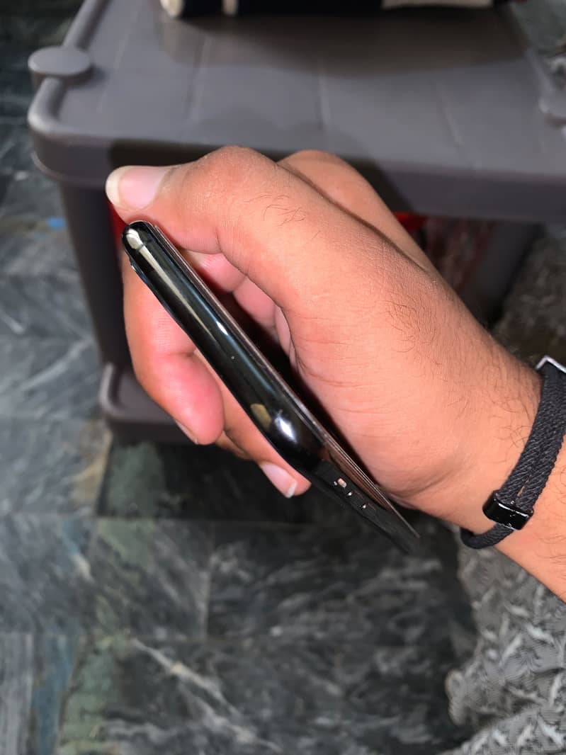 Apple iPhone 11 Pro 5