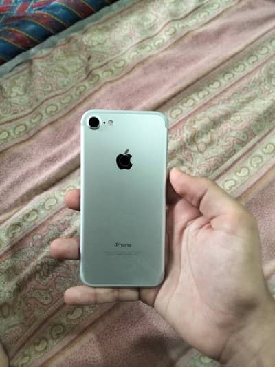 Apple iPhone 7