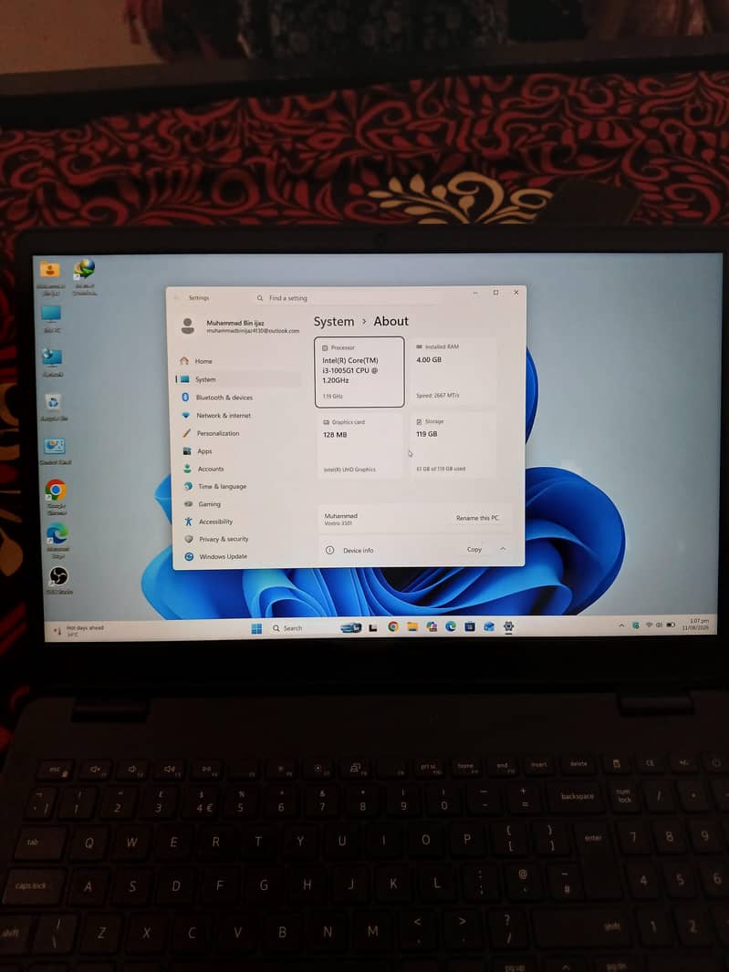 Dell Vostro 2