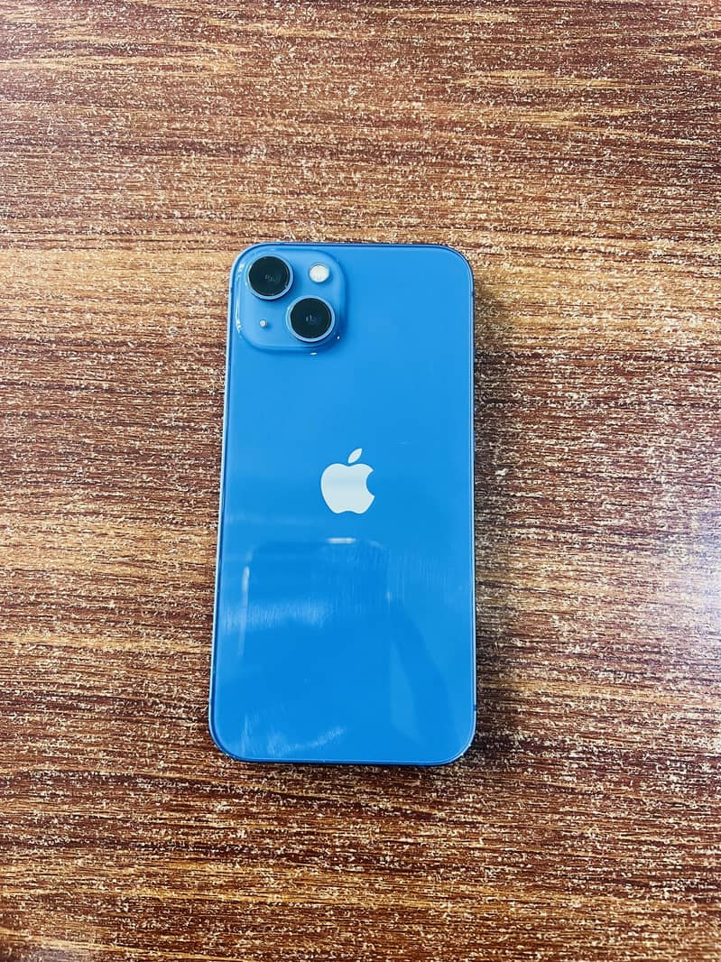 Apple iPhone 13 0