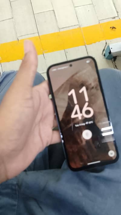 Pixel 8a with BOX Exchange
