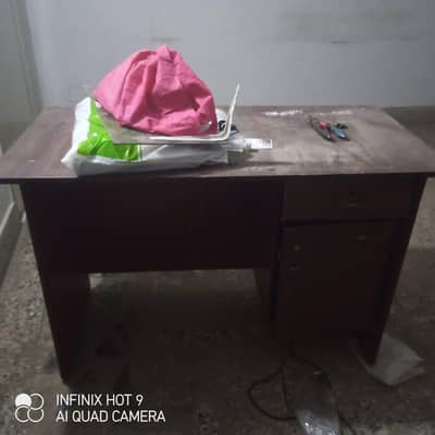 Office table or computer table Wood For sell 1500 only