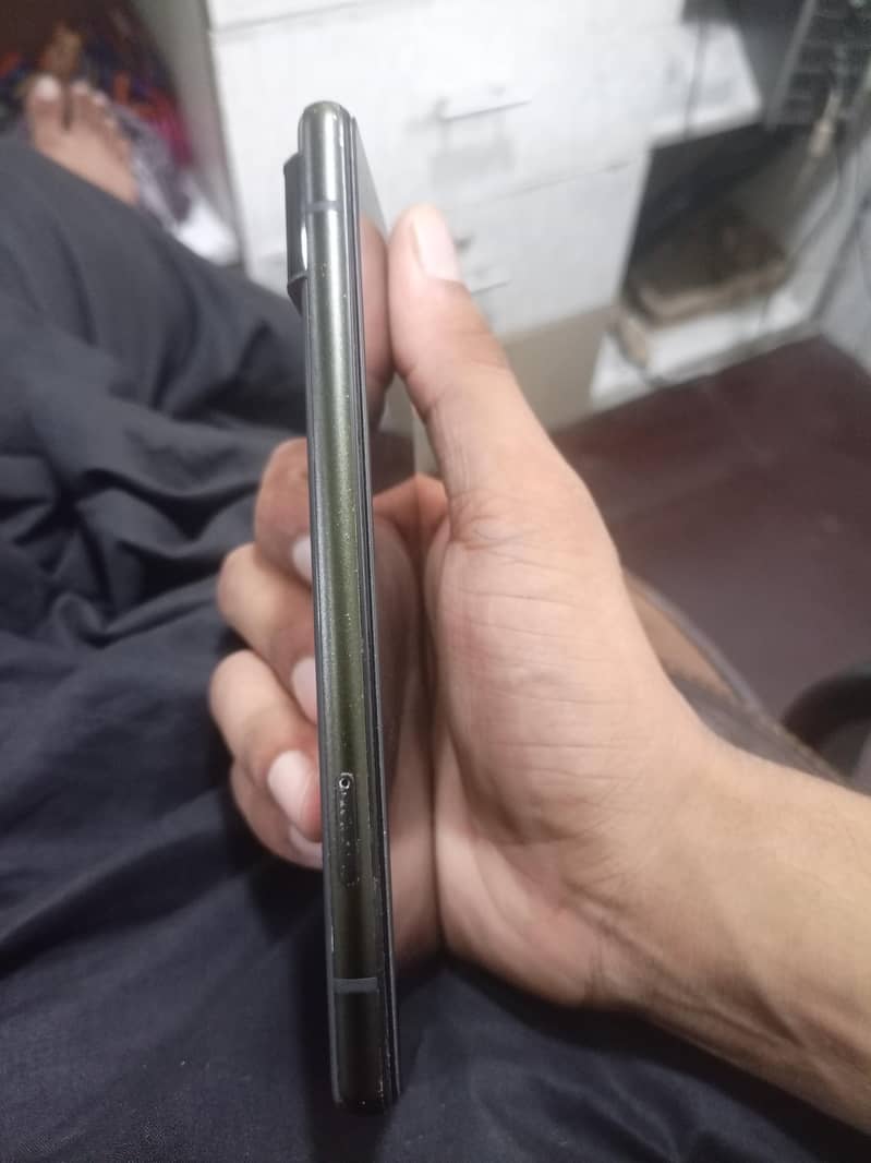 Google Pixel 6 4