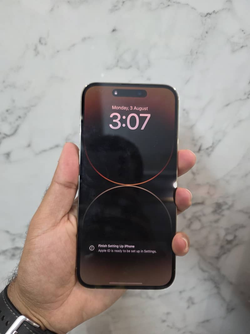 Apple iPhone 14 Pro Max 5