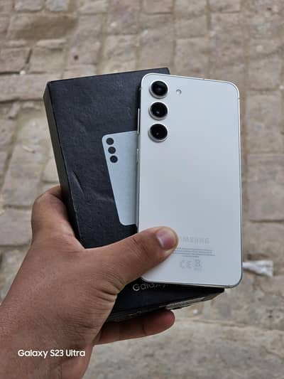 Samsung S23 8/256