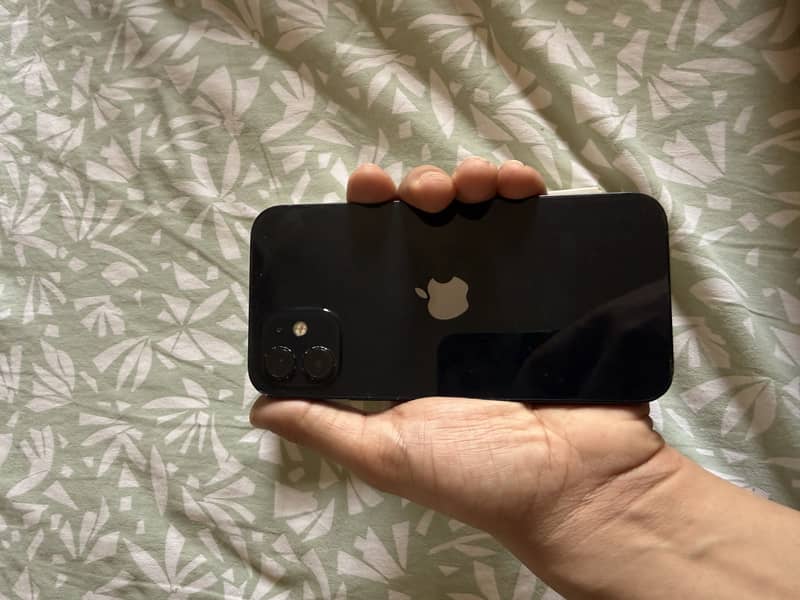 Apple iPhone 12 0