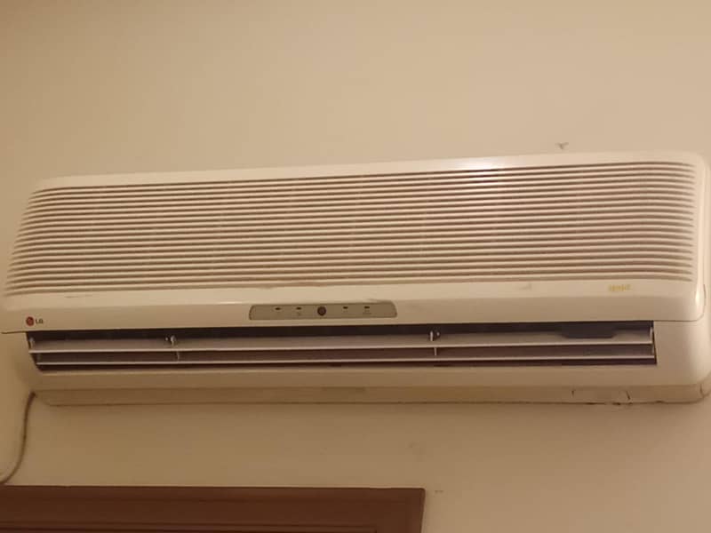 LG 1 ton split 0