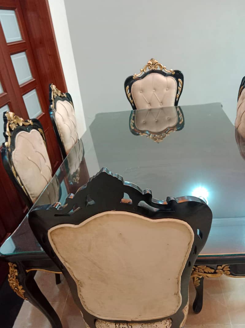 6 seater dining table 3