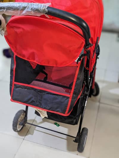pram for sell new condition hy