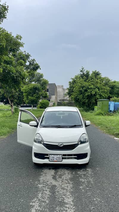 Daihatsu Mira es